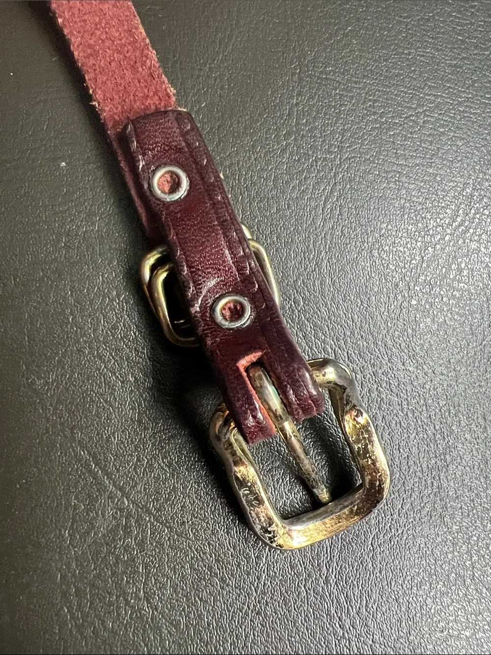 The Leather Shop Slim Burgundy Women’s Leather Belt Gold-Tone Buckle Medium
